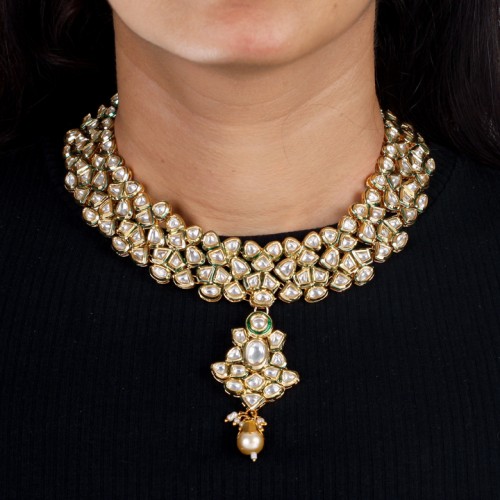Swara Necklace set with Earrings